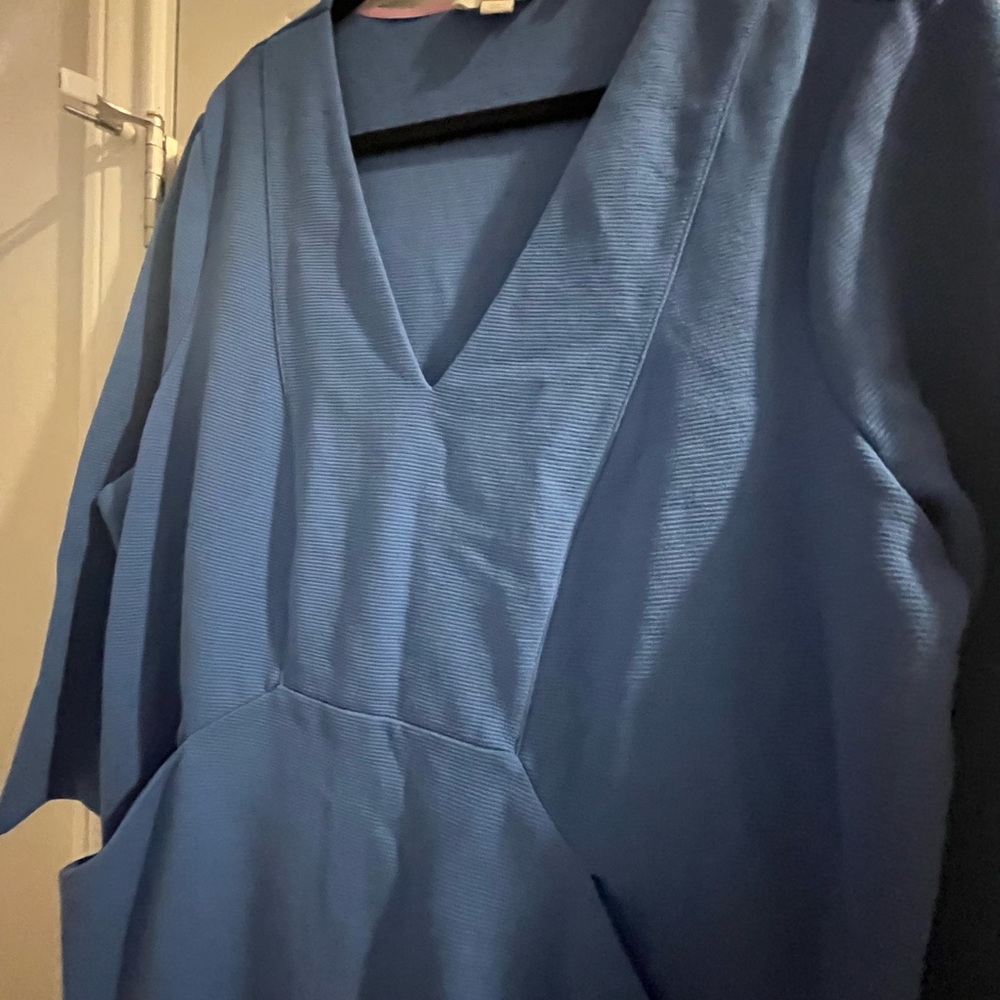 Boden Blue V-Neck Shift Dress with Pink Trim - Picture 5 of 5